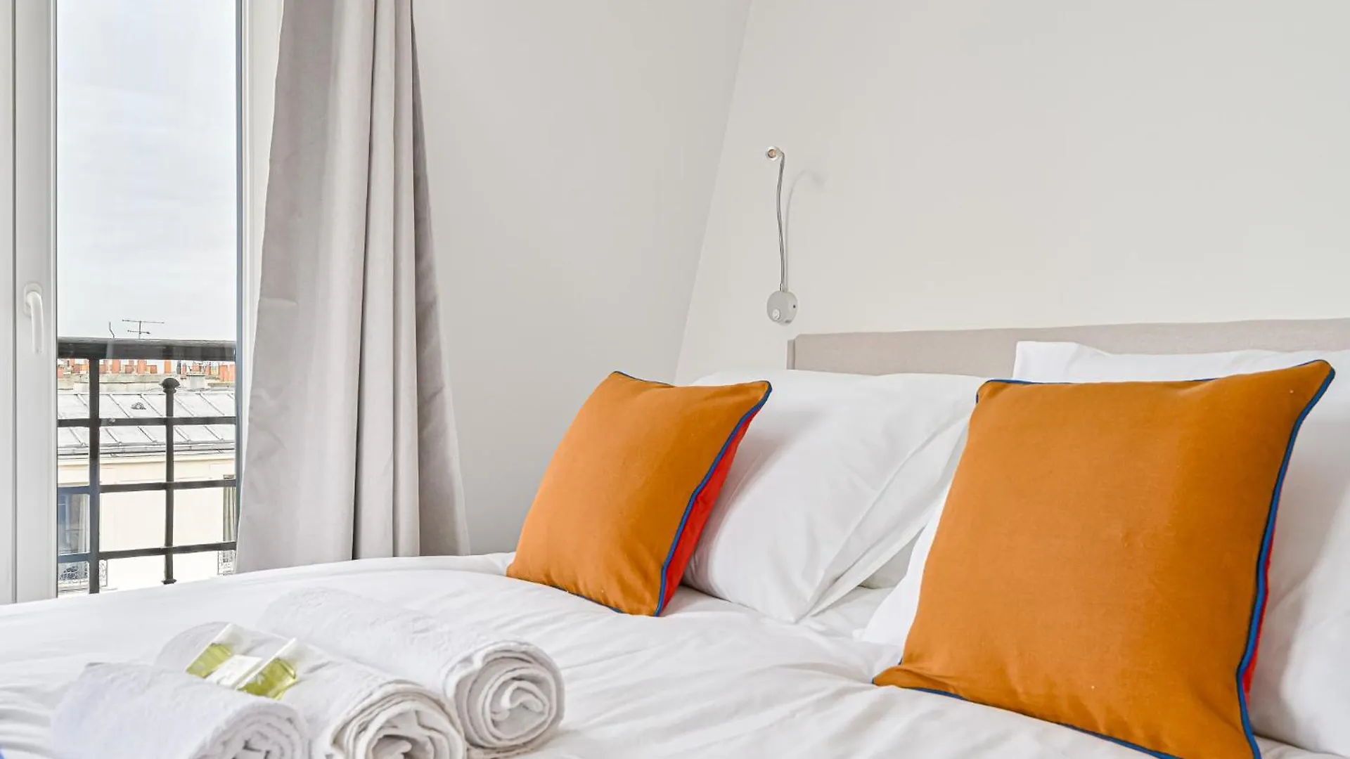 Le Coeur Sacre - 4 Personnes Montmartre - Wifi Apartment Paris