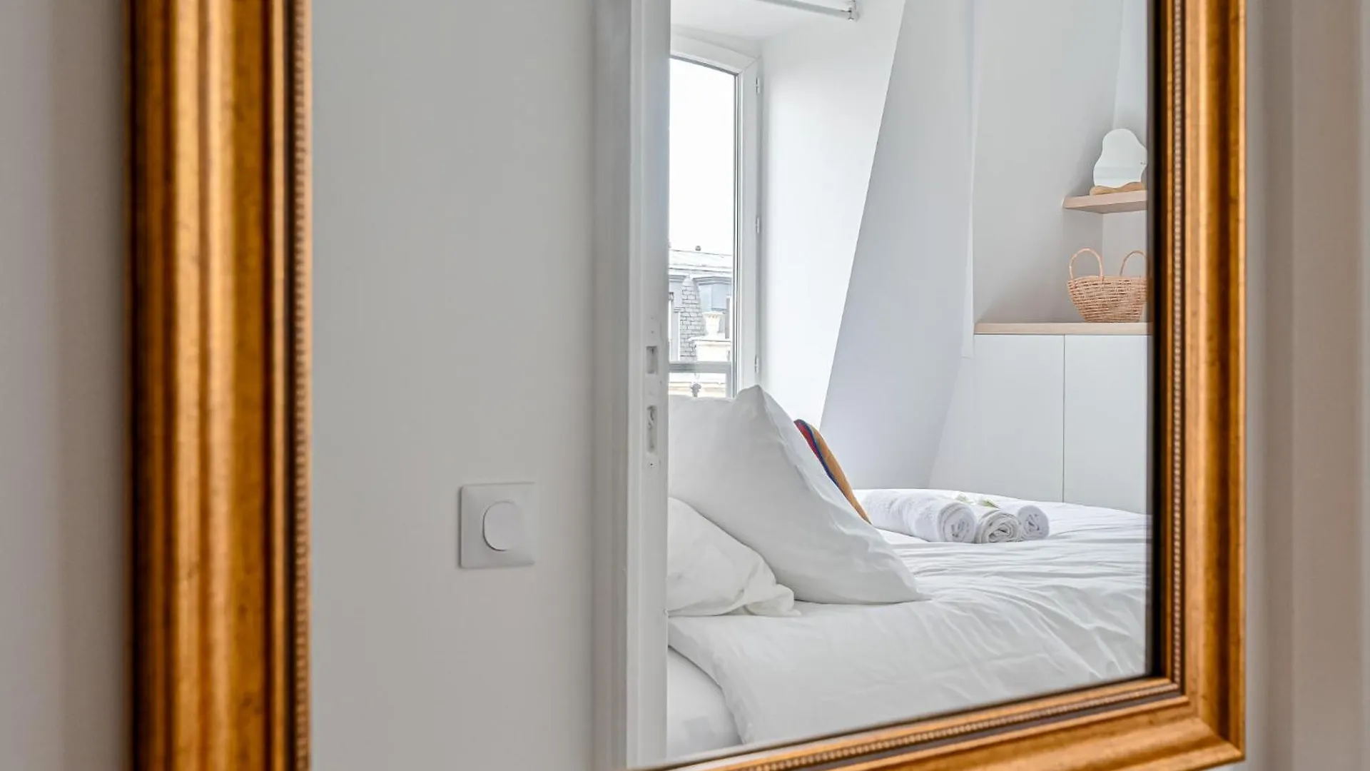 Le Coeur Sacre - 4 Personnes Montmartre - Wifi Apartment Paris