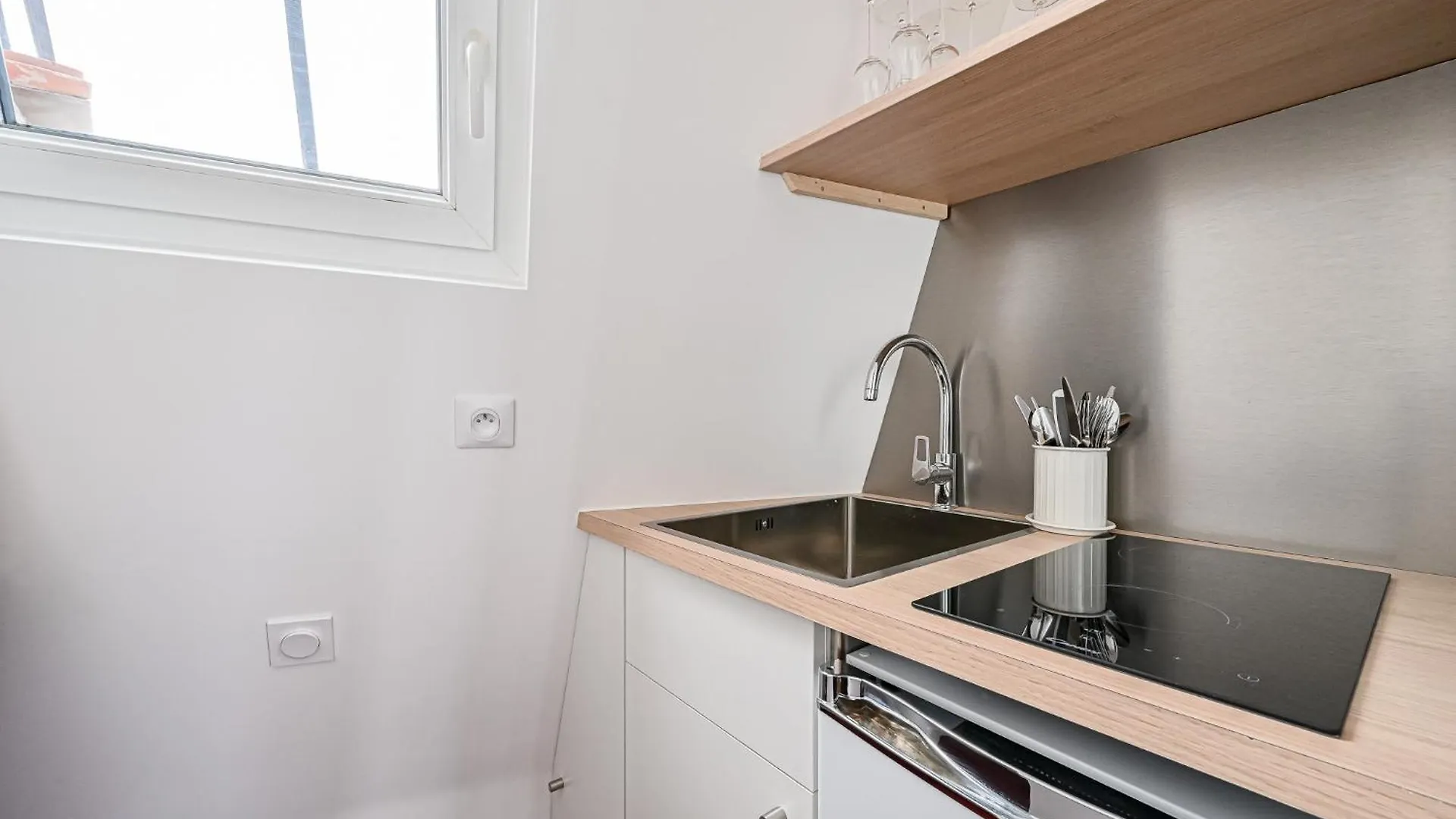 Le Coeur Sacre - 4 Personnes Montmartre - Wifi Apartment Paris